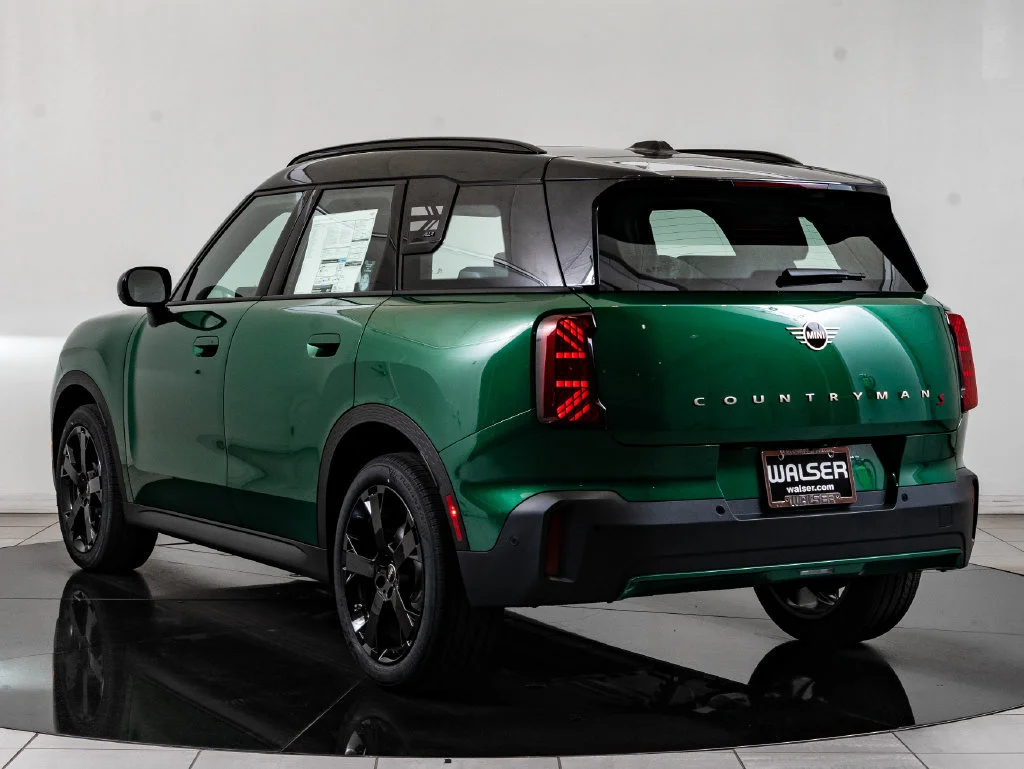 Used 2026 British Racing Green MINI Signature Plus image 6