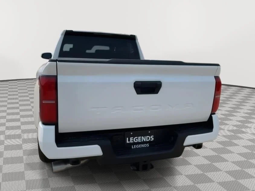 2025 Toyota Tacoma SR5 - Photo 10