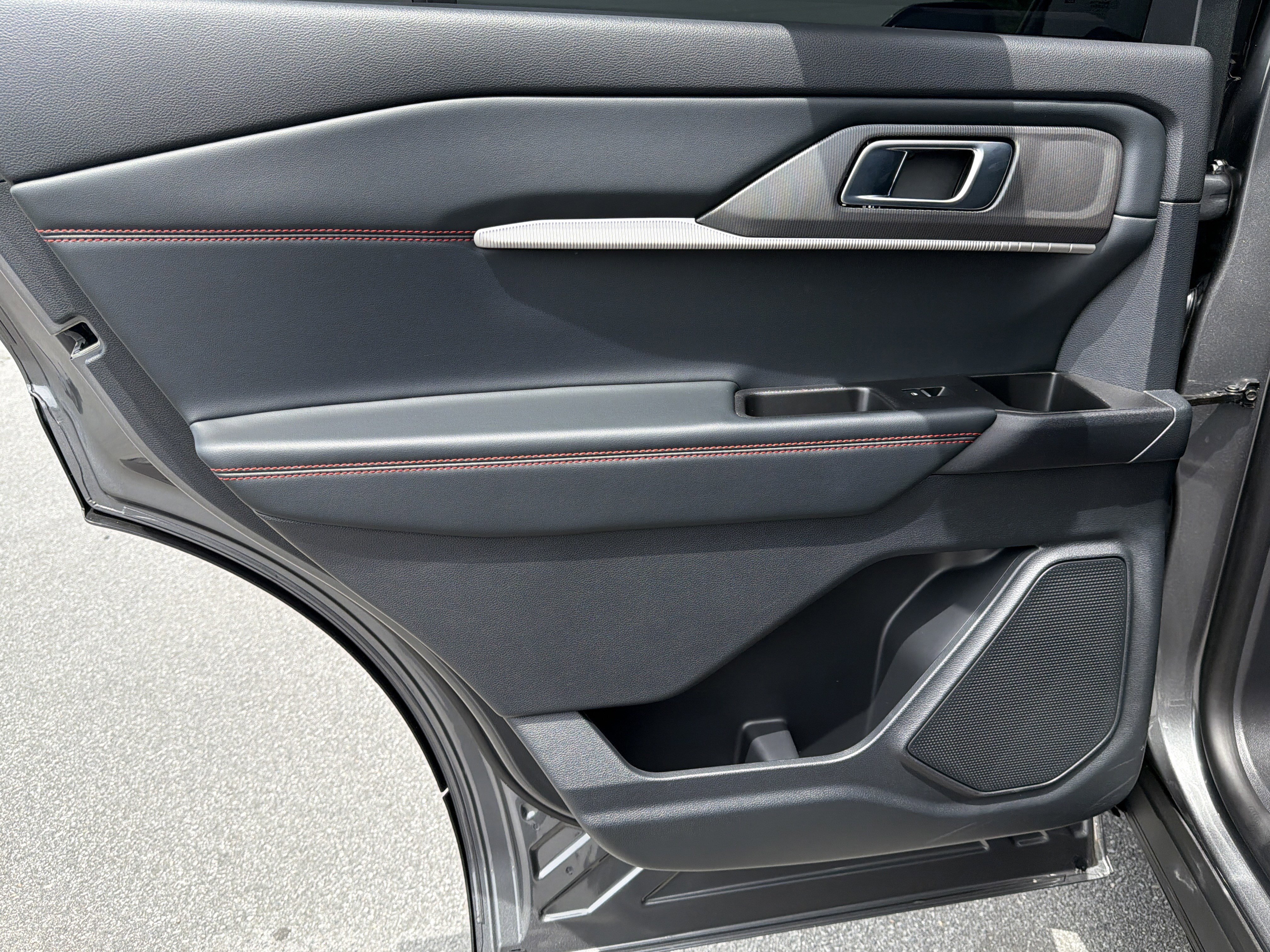 Used 2025 Gray Metallic Ford ST-Line image 27