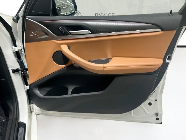 Certified Used 2024 White BMW sDrive30i image 28