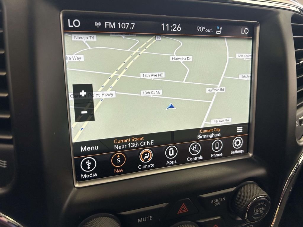Used 2018 White Jeep Trailhawk image 31