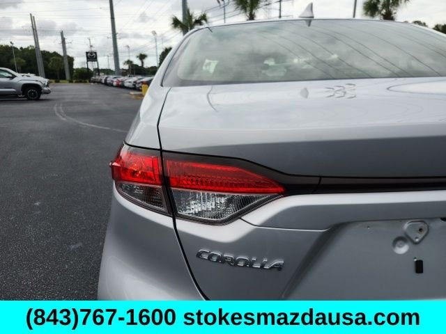 Used 2021 Silver Toyota LE image 27