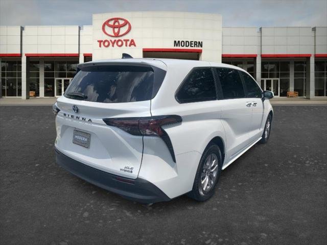 Certified Used 2023 WIND CHILL PEARL* Toyota  image 5