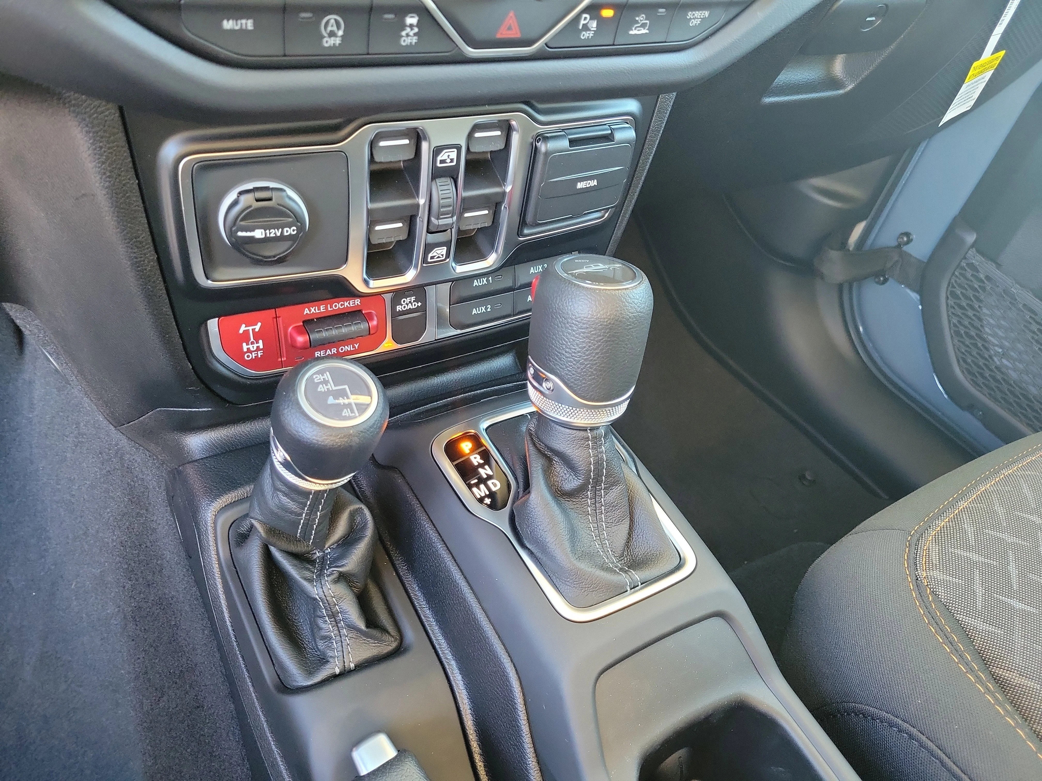 New 2026 Anvil Clearcoat Jeep Mojave image 20