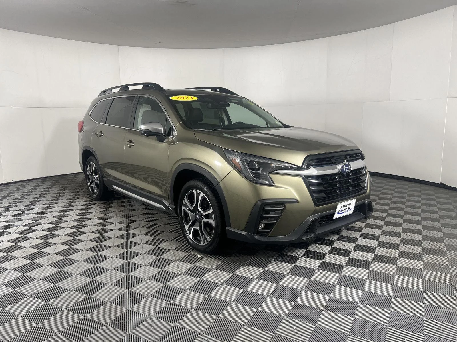 Used 2023 Autumn Green Metallic Subaru Limited image 36