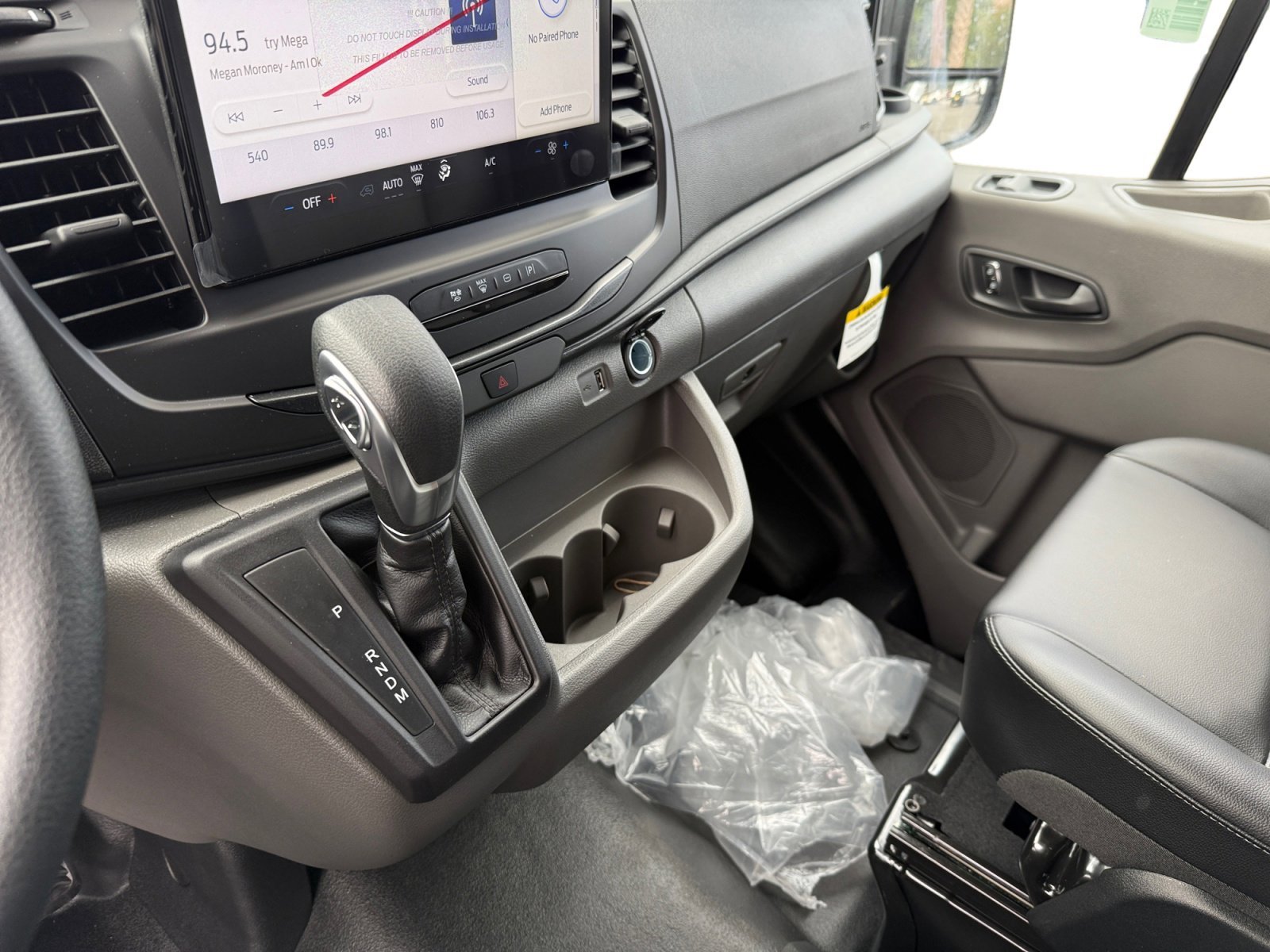 New 2026 Oxford White Ford Cargo Van image 13