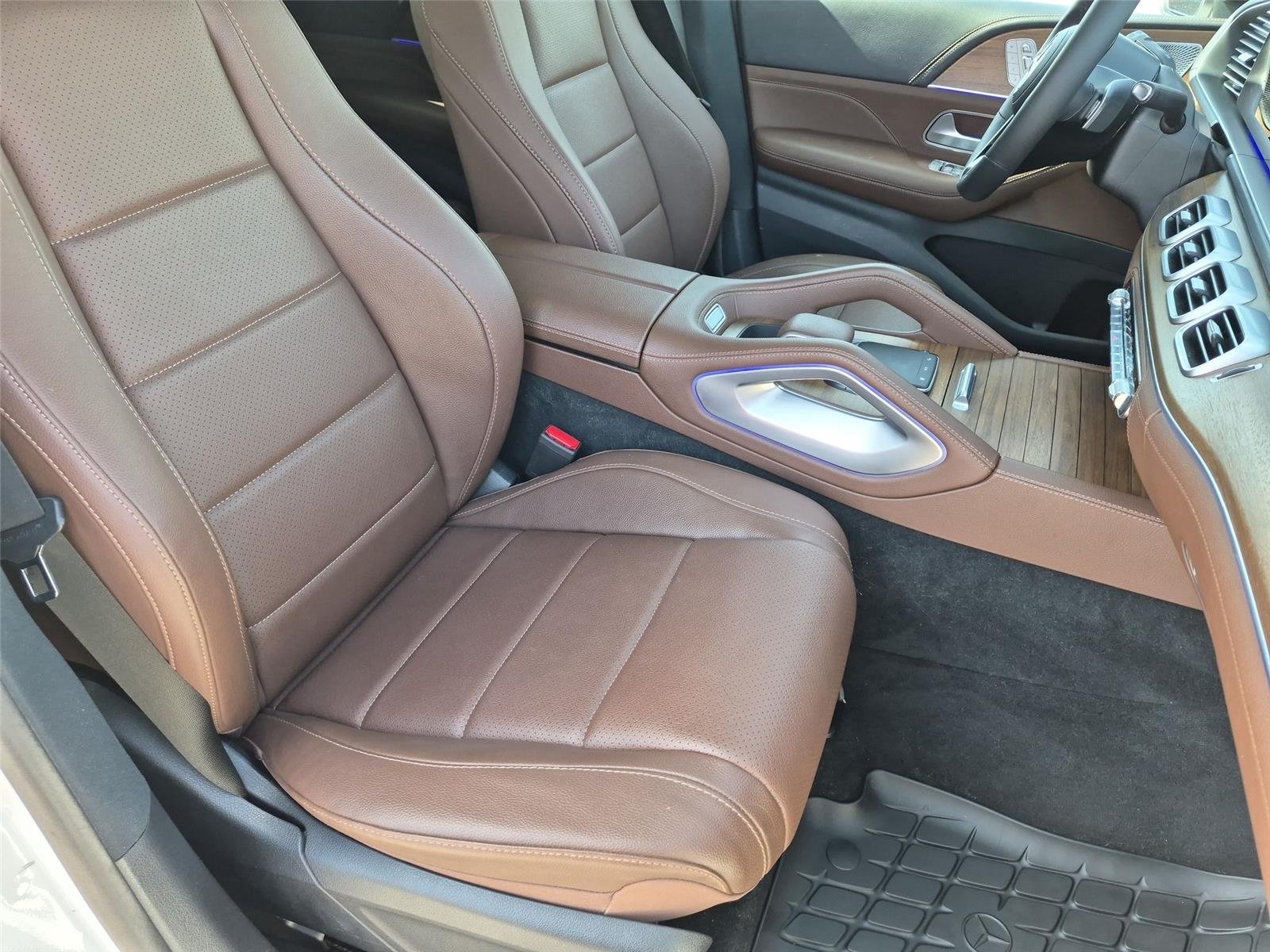 Used 2024 Polar White Mercedes-Benz GLE 350 image 40