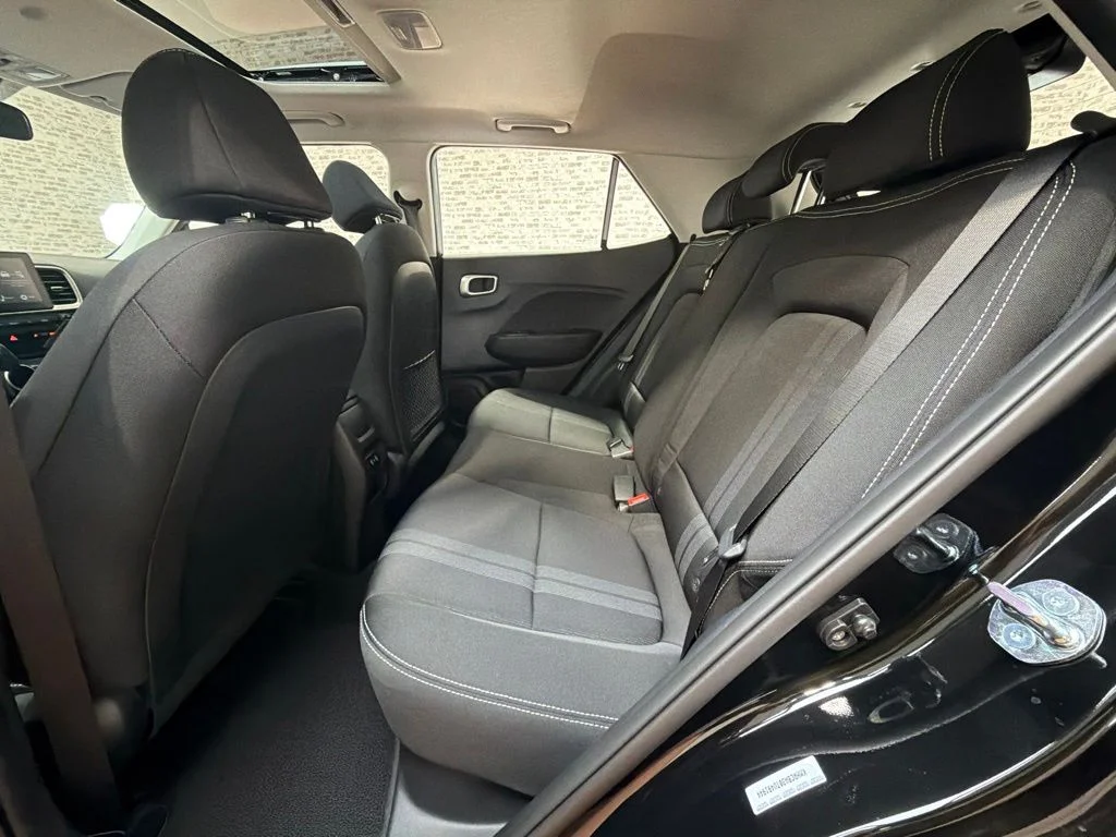 New 2026 Onyx Black Hyundai SEL image 15