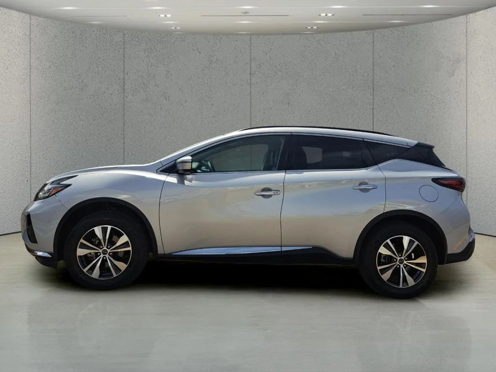 Used 2023 Silver Nissan SV image 7