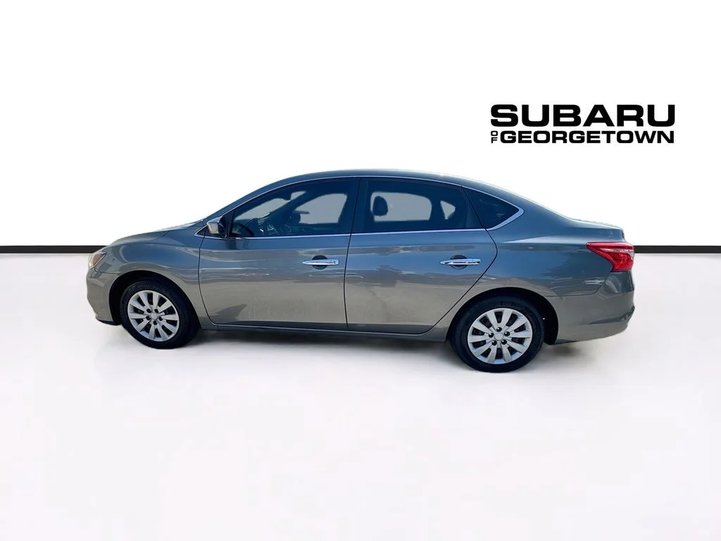 Used 2018 Gray Nissan S image 4