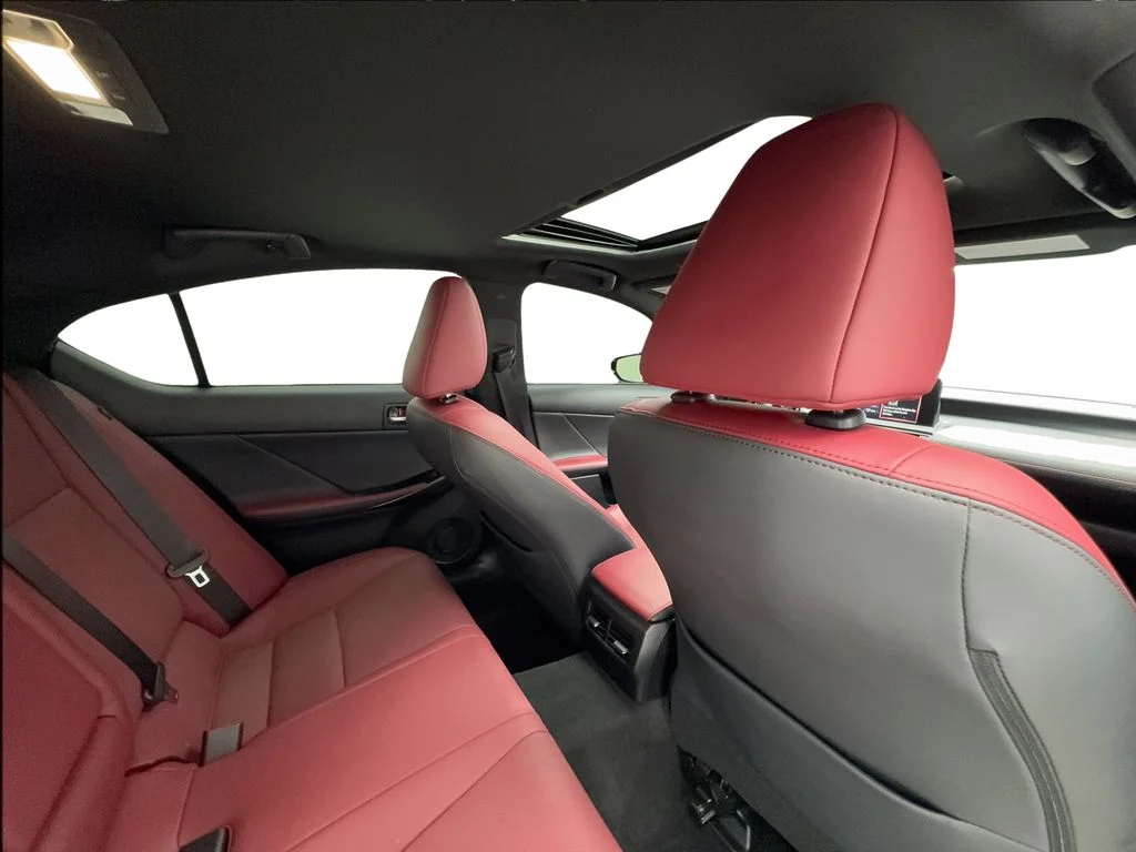 Used 2025 White Lexus 300 image 27