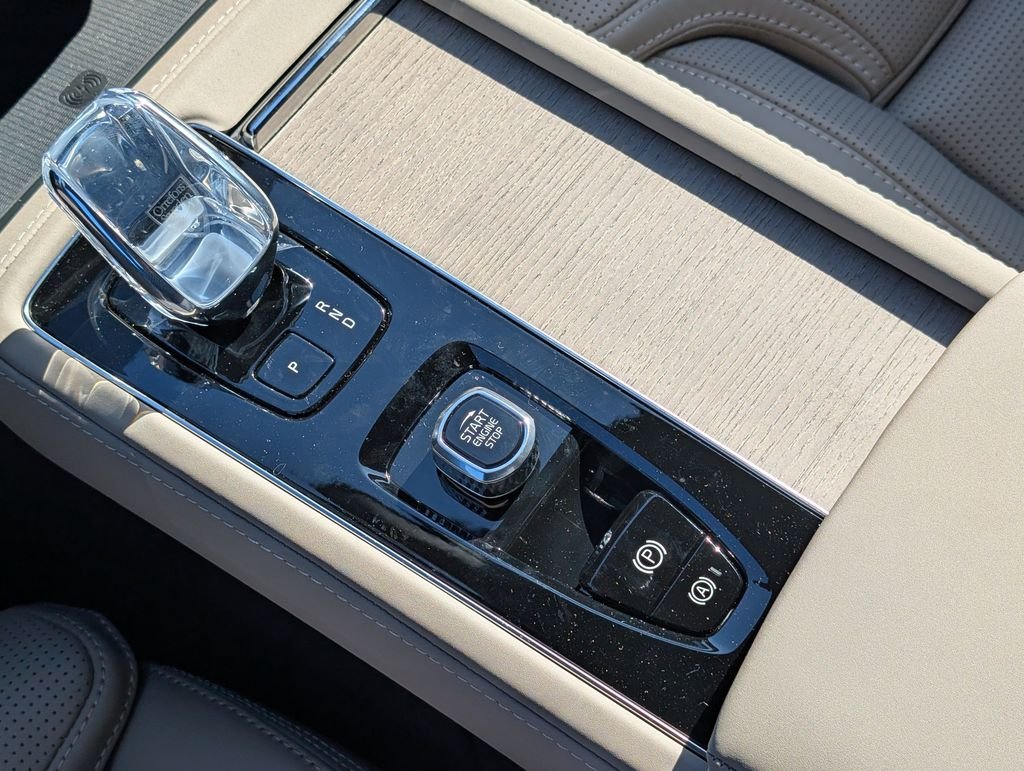 New 2026 Black Volvo T8 Ultra image 22