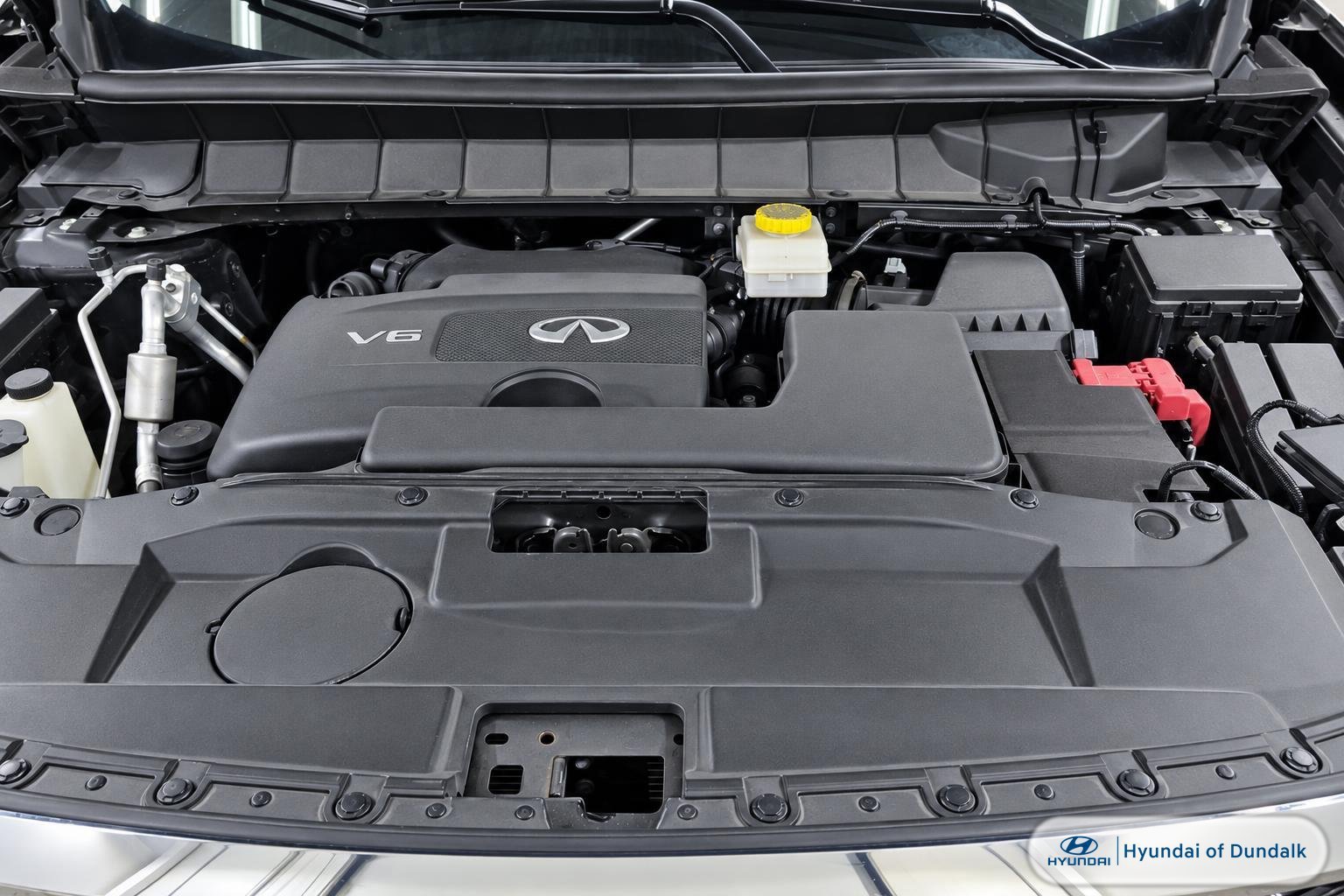 Used 2024 Black INFINITI LUXE image 15