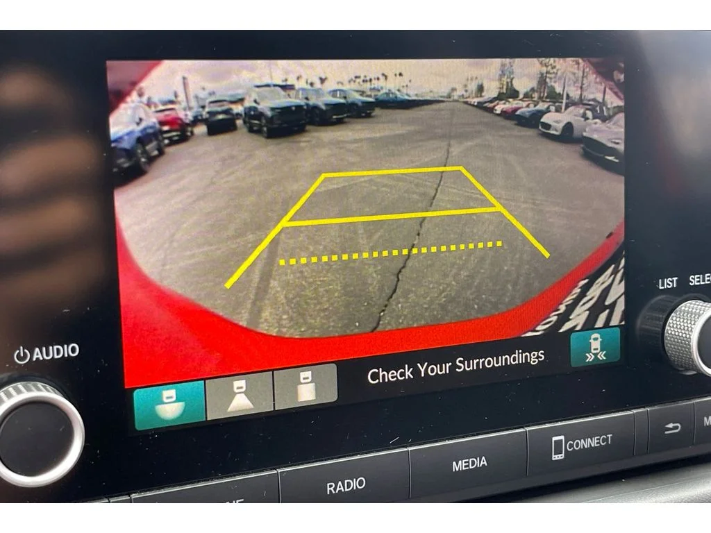 Used 2023 MILANO RED Honda Sport image 26