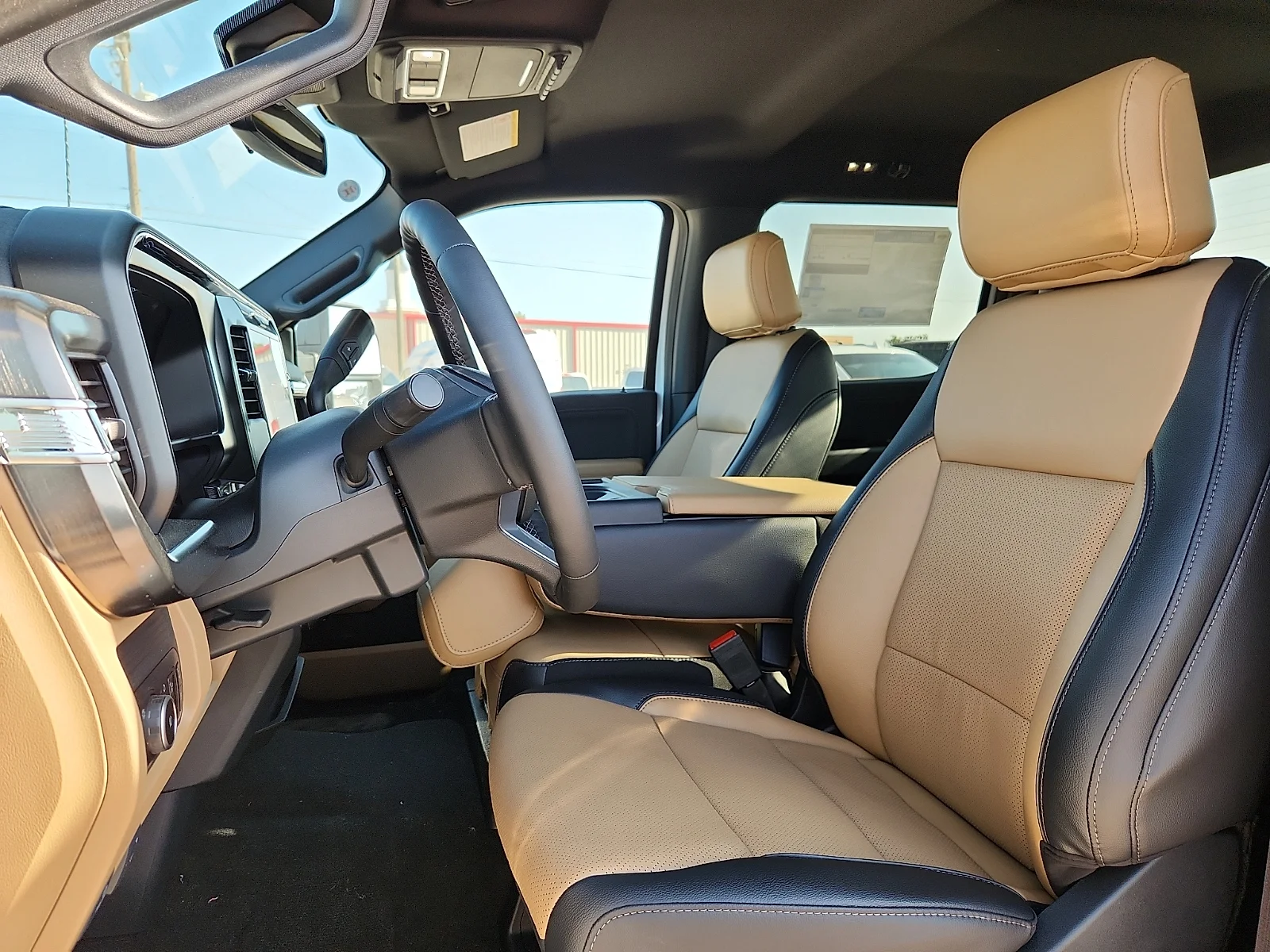 New 2026 Oxford White Ford Lariat image 17