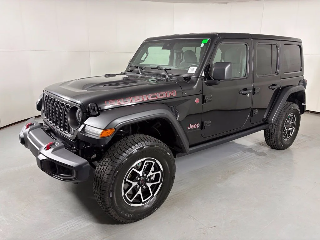 Used 2025 Black Jeep Rubicon image 4