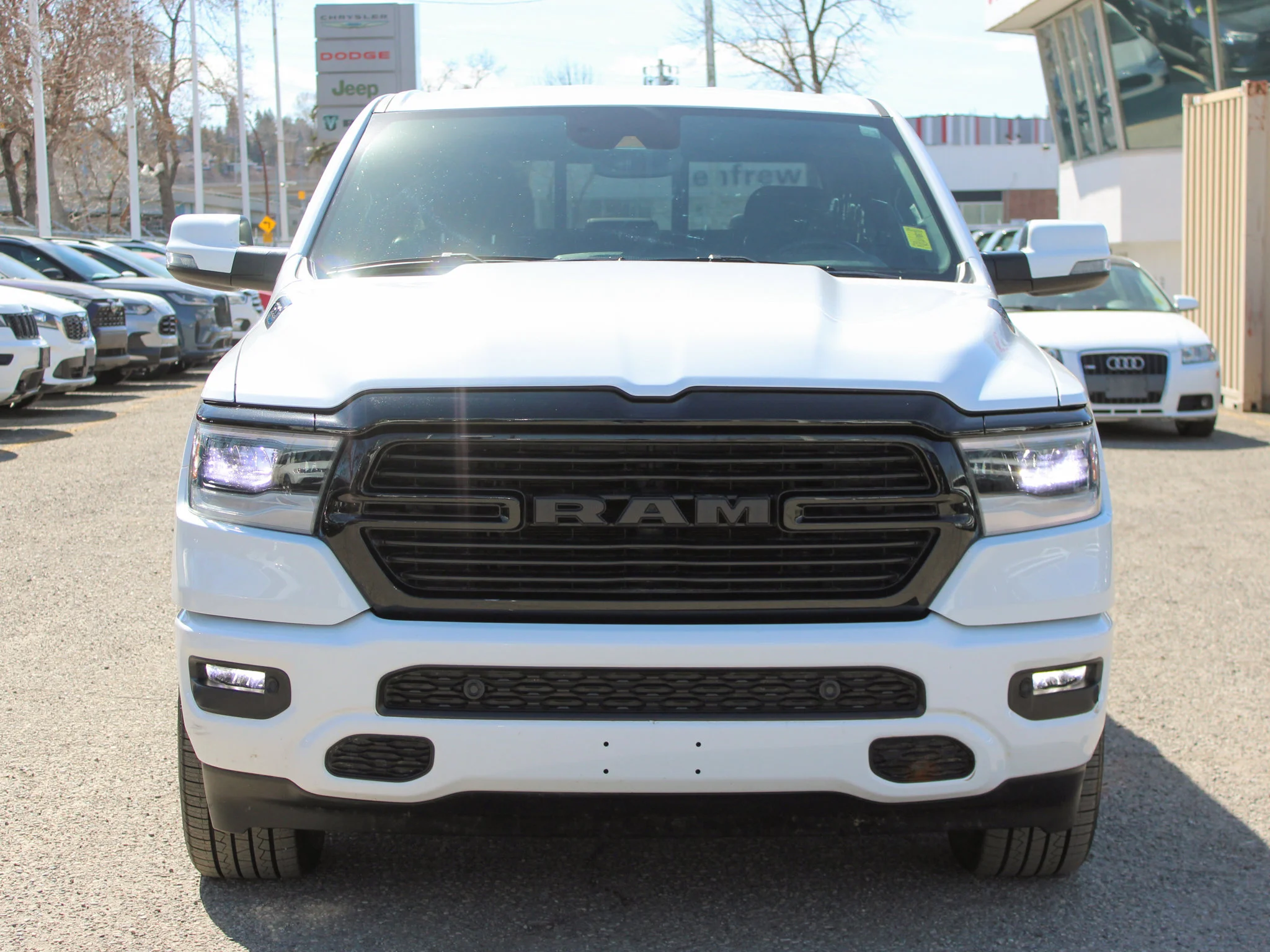 Certified Used 2023 White RAM Sport * No Accidents | HEMI V8 | Heated Seats | Night Edition | Bedliner | Apple CarPlay | 3M PPF image 9