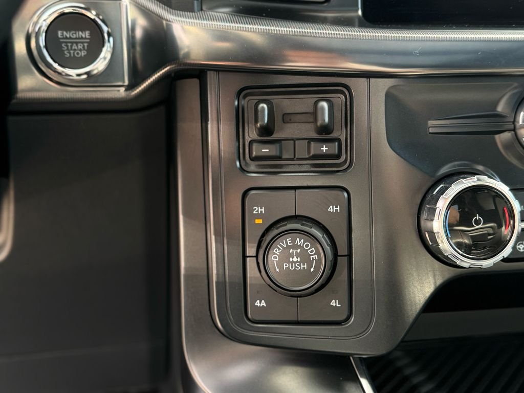 Used 2025 Gray Metallic Ford Raptor image 24