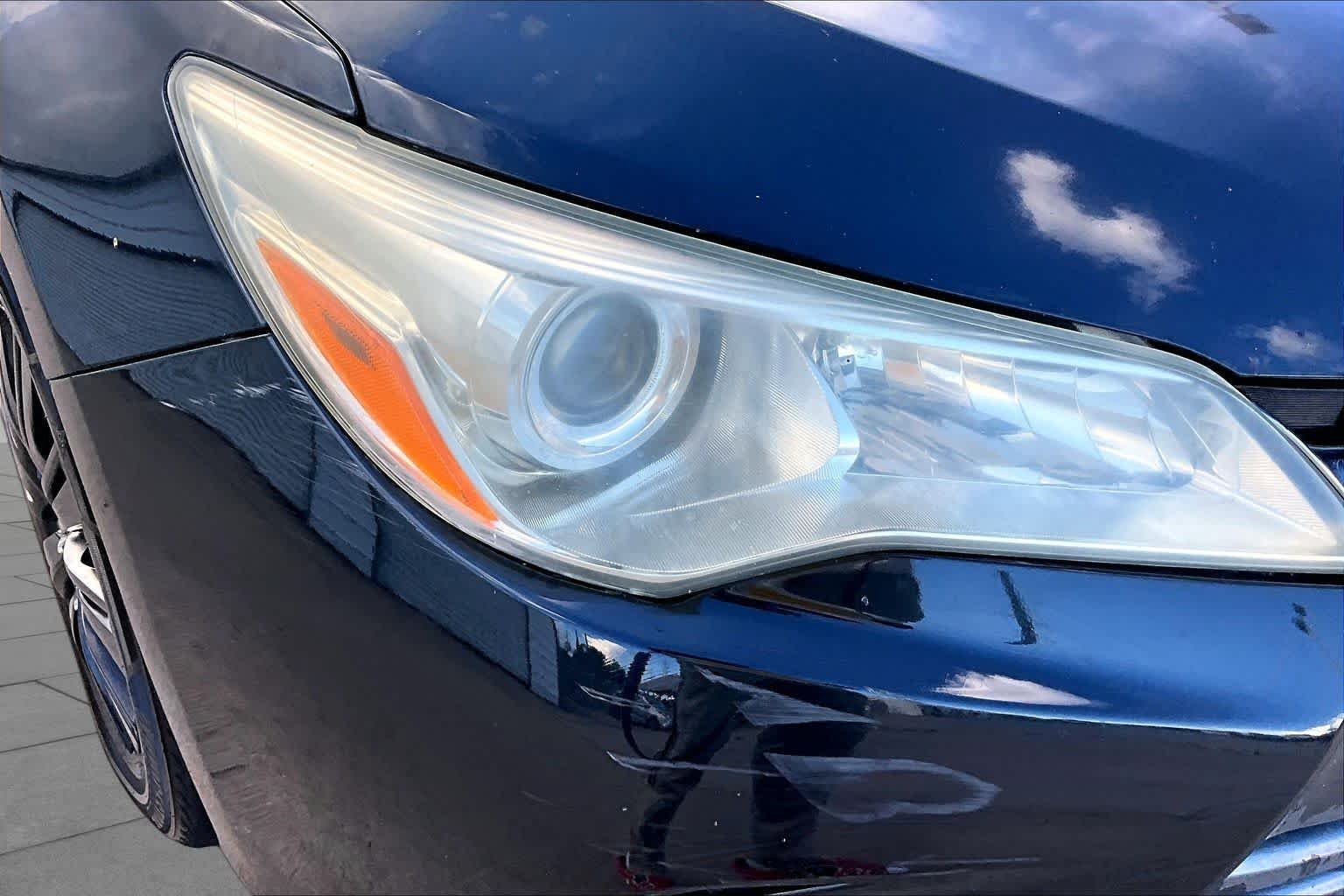 Used 2015 Cosmic Gray Mica Toyota LE image 28