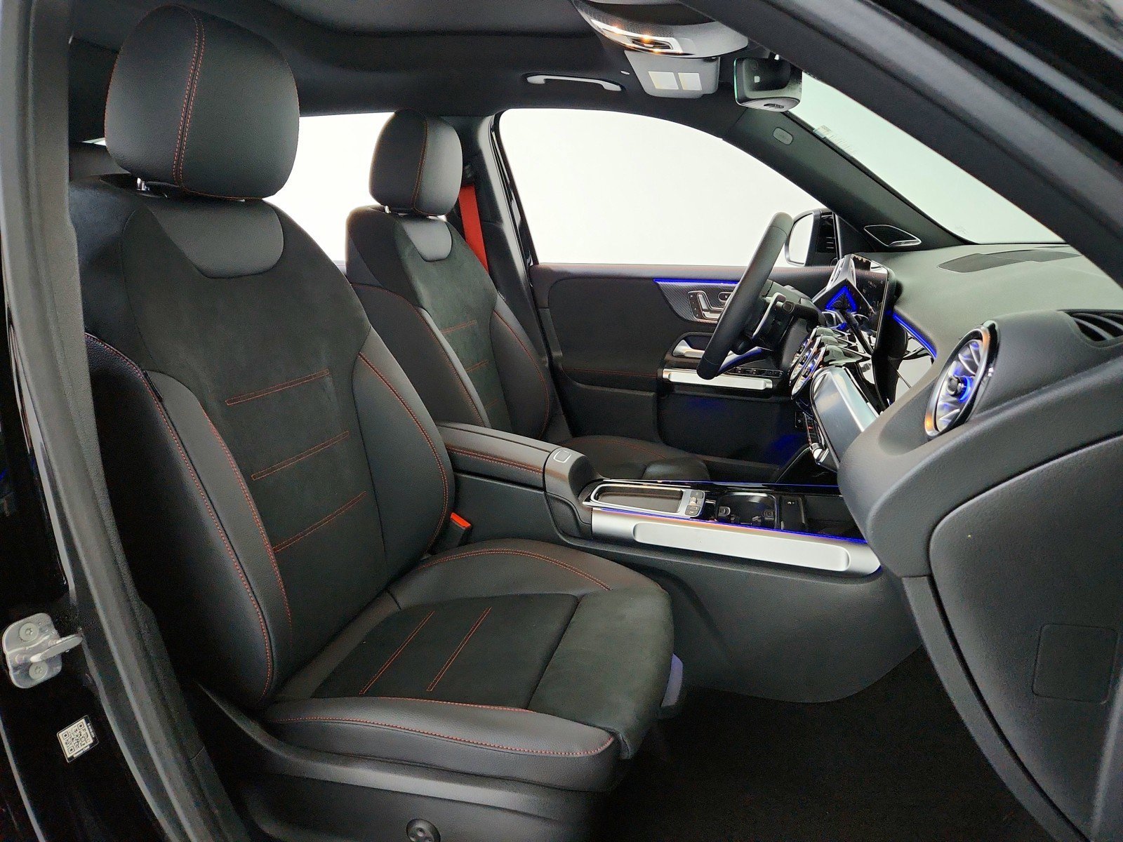 New 2026 Night Black Mercedes-Benz AMG® GLB 35 4MATIC SUV image 26