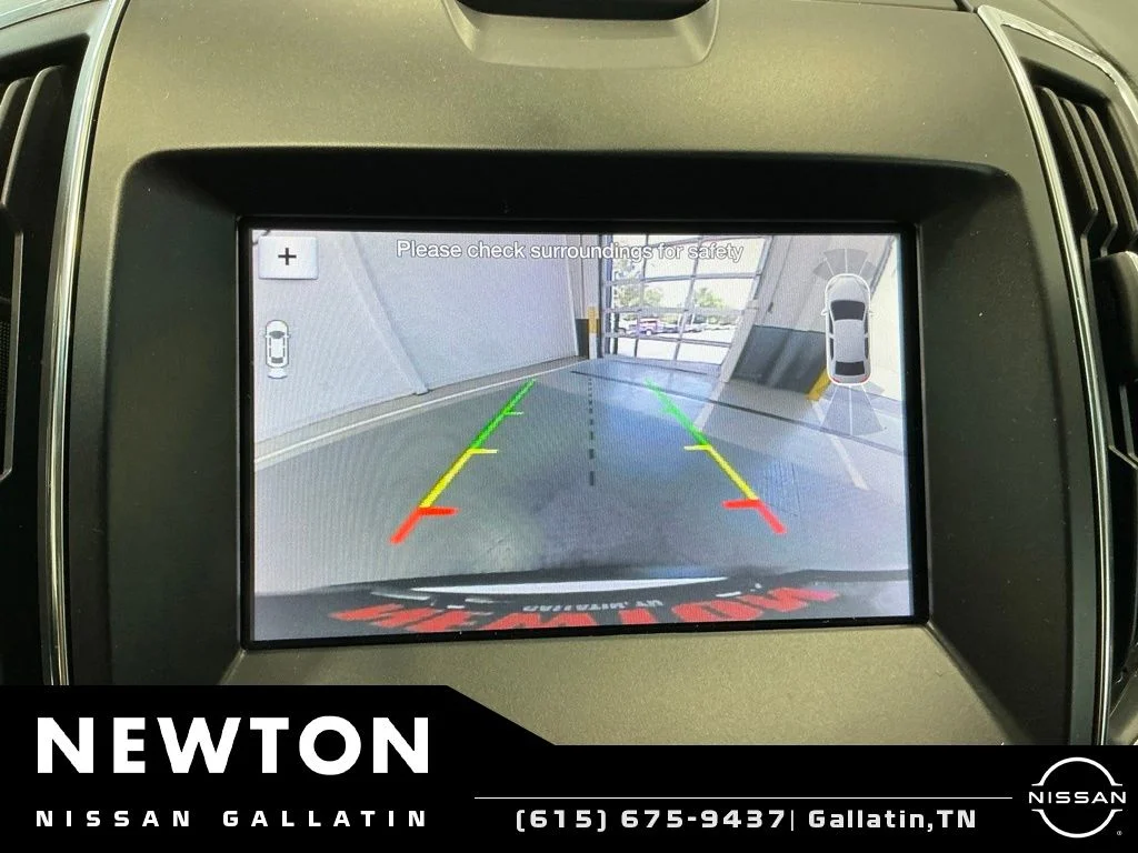 Used 2019 White Platinum Clearcoat Metallic Ford Titanium image 11