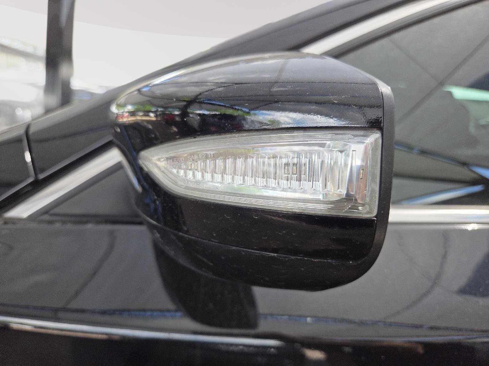 Used 2017 Super Black Nissan 2.5 SV image 17