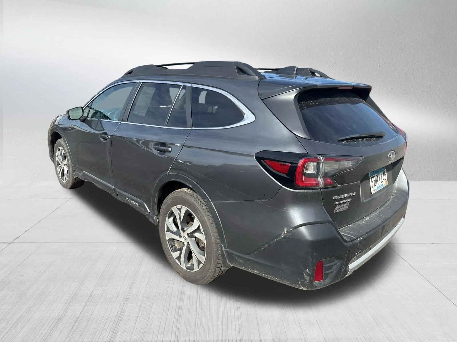 Used 2020 Magnetite Gray Metallic Subaru Limited image 13