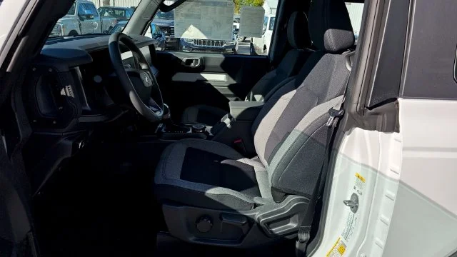 New 2026 Oxford White Ford Base image 9