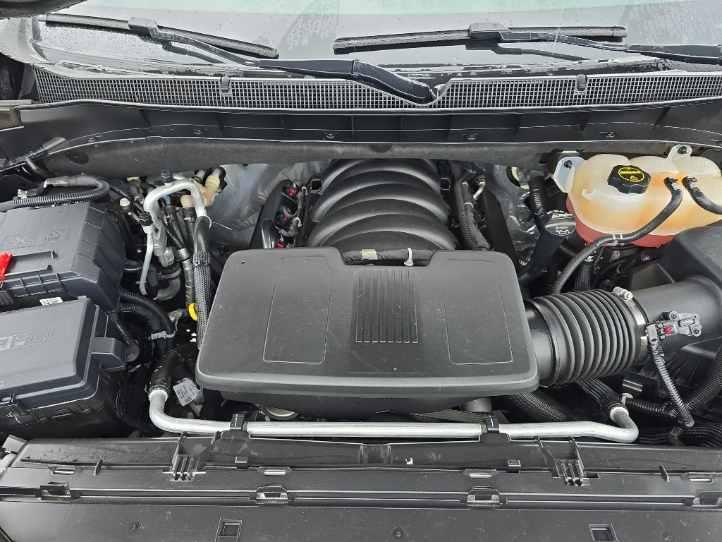 Used 2024 Black Chevrolet High Country image 38