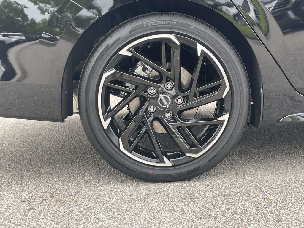 New 2026 Black Nissan SR image 7