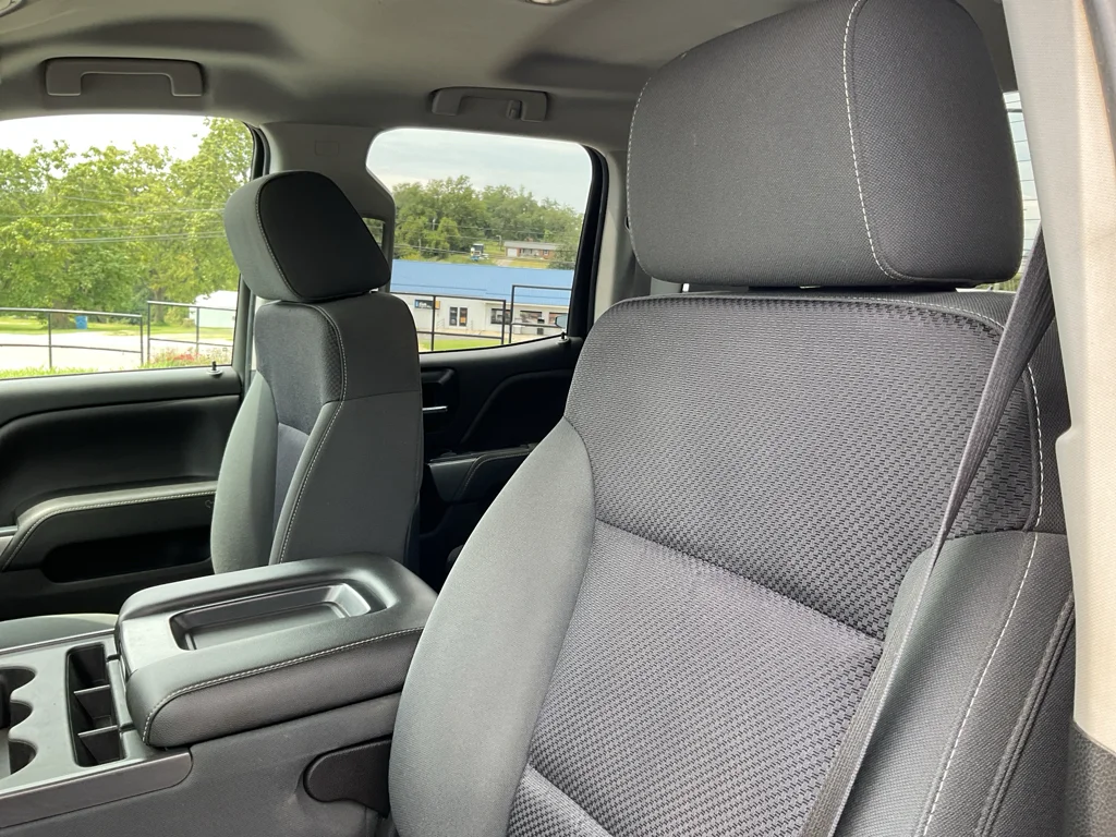 Used 2015 Black Chevrolet LT image 26
