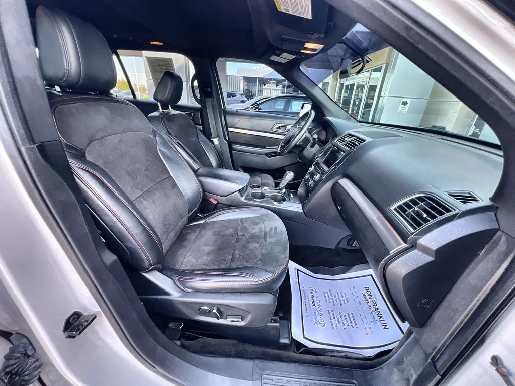 Used 2018 White Ford XLT image 26