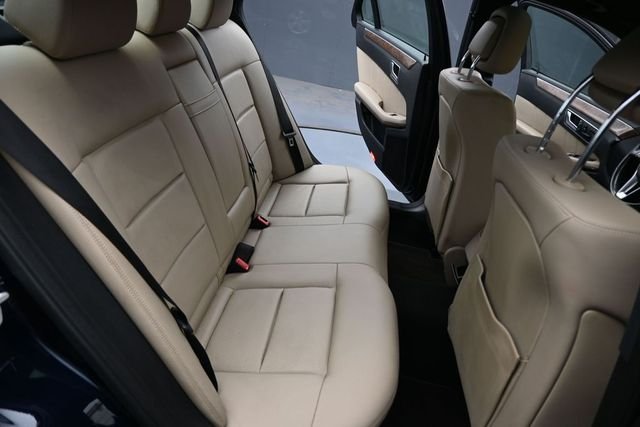 Used 2013  Mercedes-Benz E 350 image 10