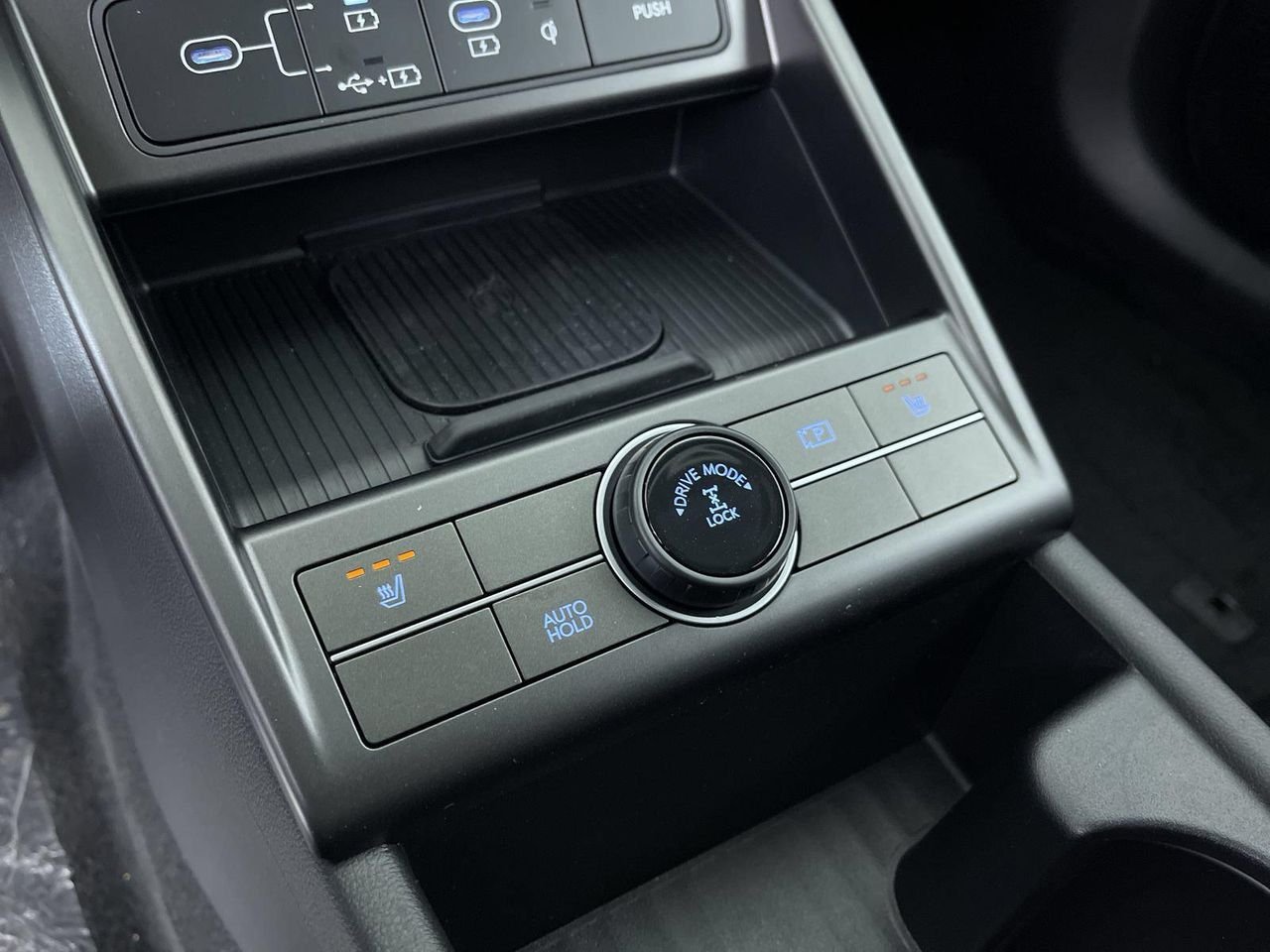 New 2026 Neoteric Yellow Hyundai SEL Premium AWD image 28