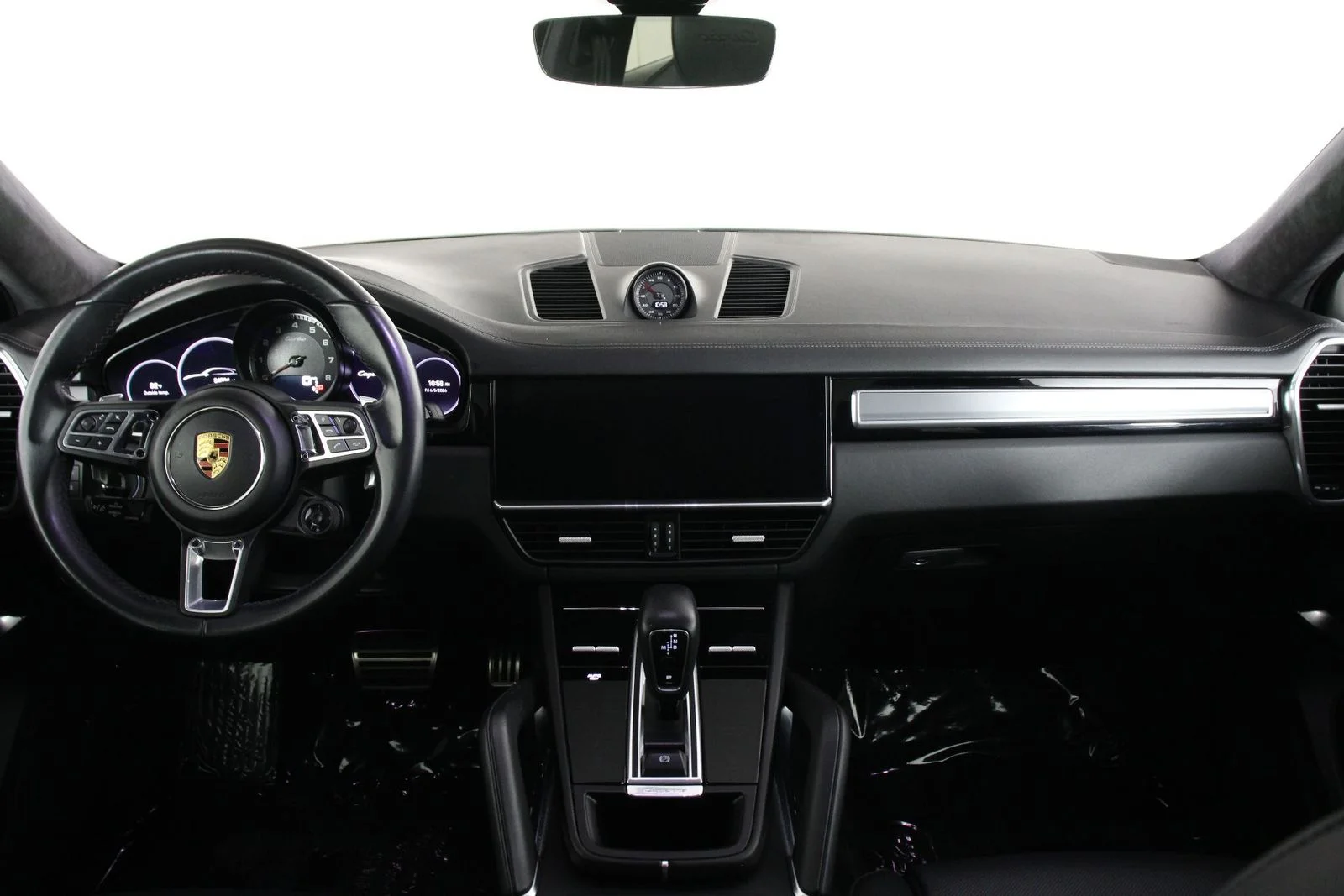 Used 2022 Chalk Porsche Turbo image 11