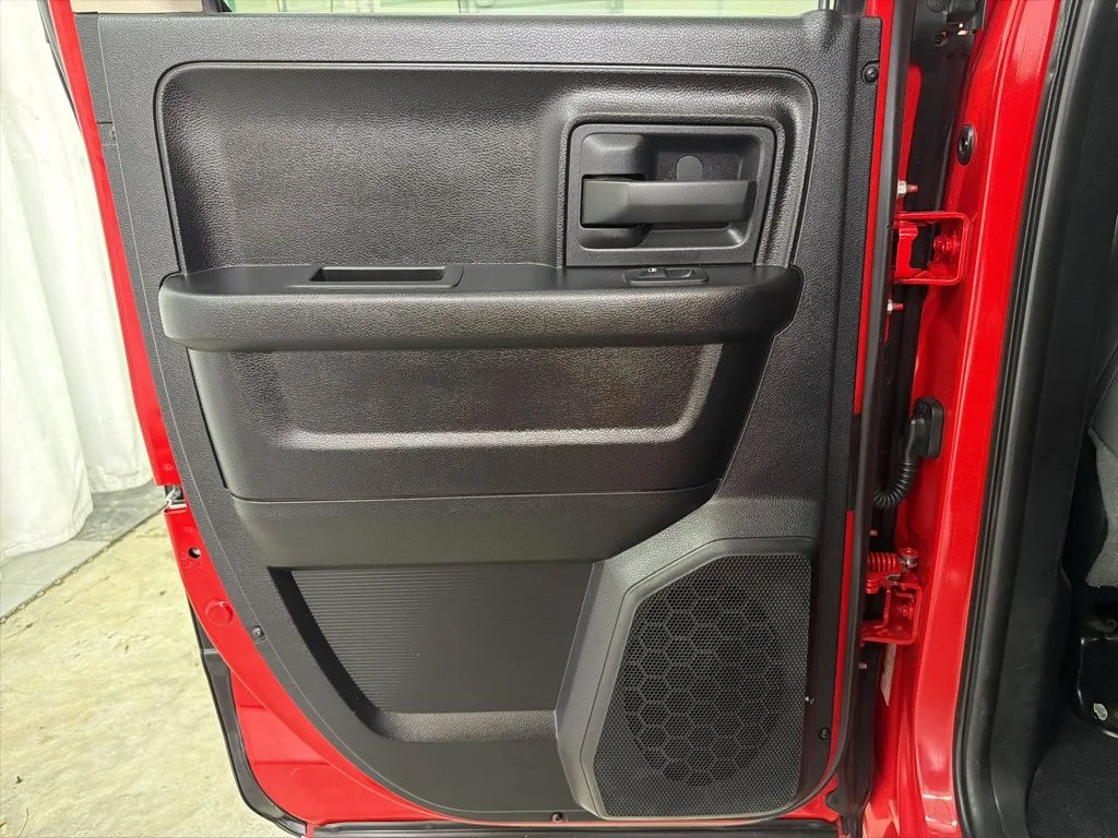 Used 2016 Red Ram Tradesman image 18