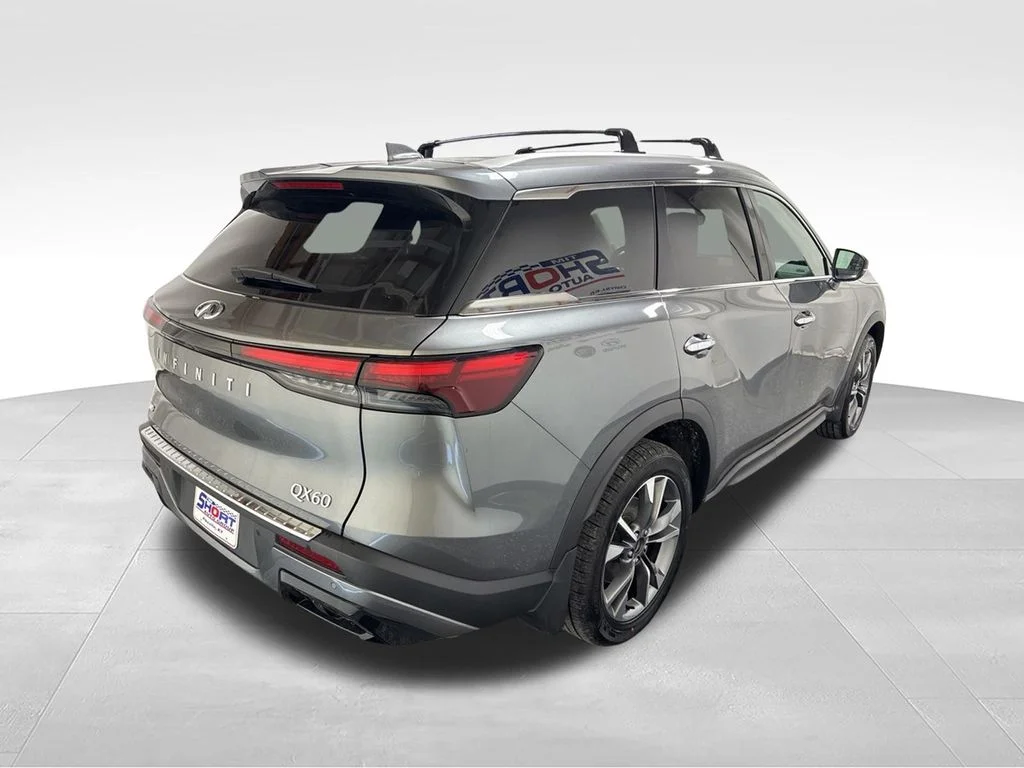 Used 2023 Gray INFINITI LUXE image 5