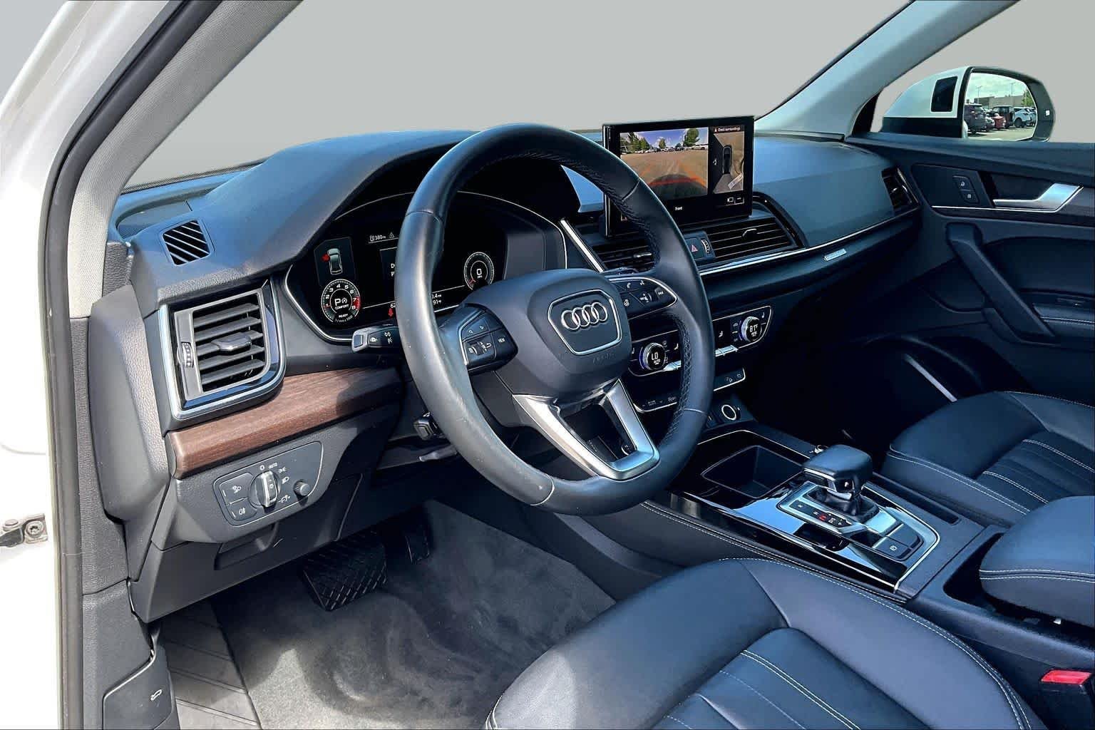 Used 2021 Brilliant Black Audi Premium Plus image 16