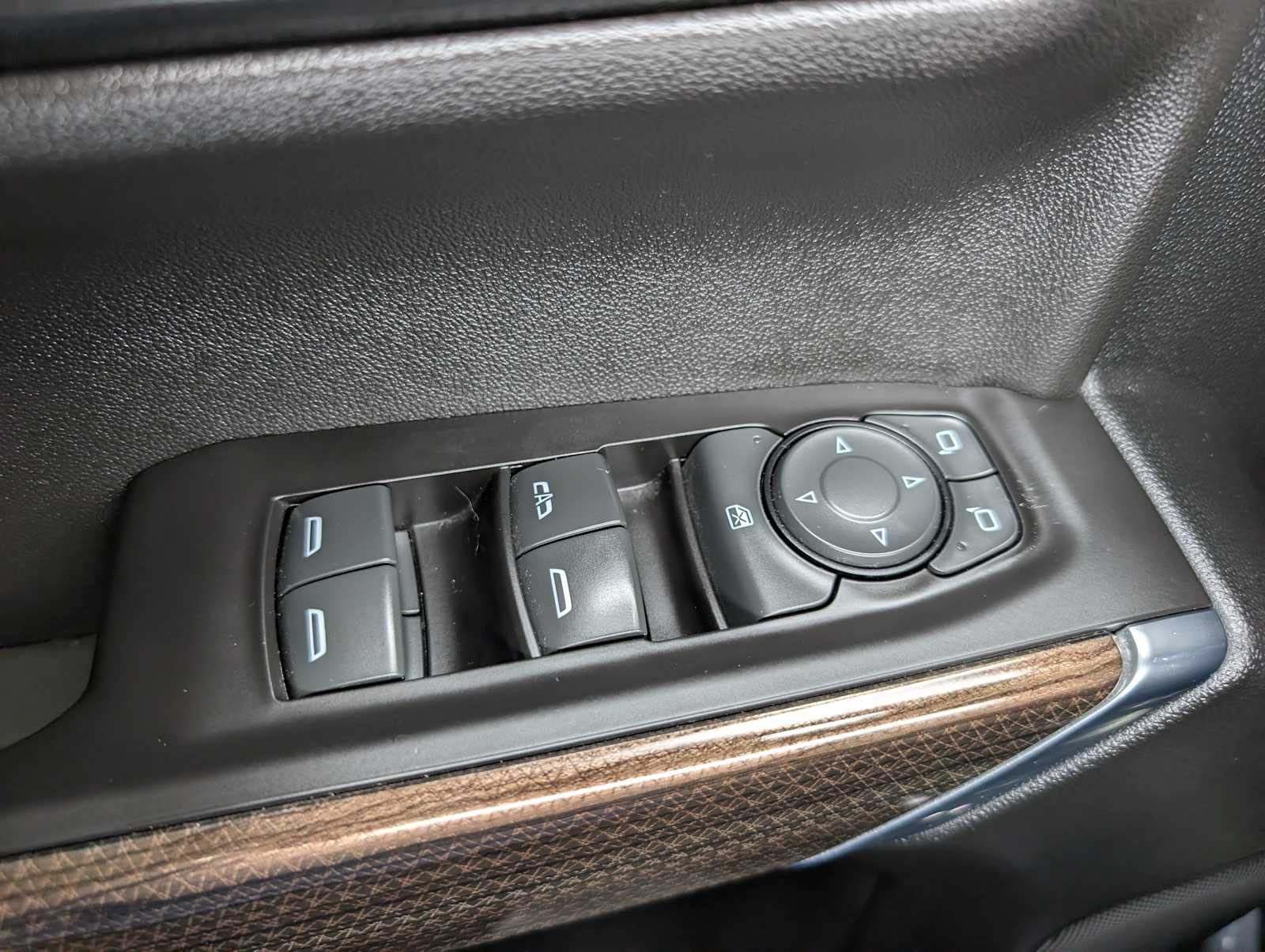 Used 2021 Shadow Gray Metallic Chevrolet LT Trail Boss image 30