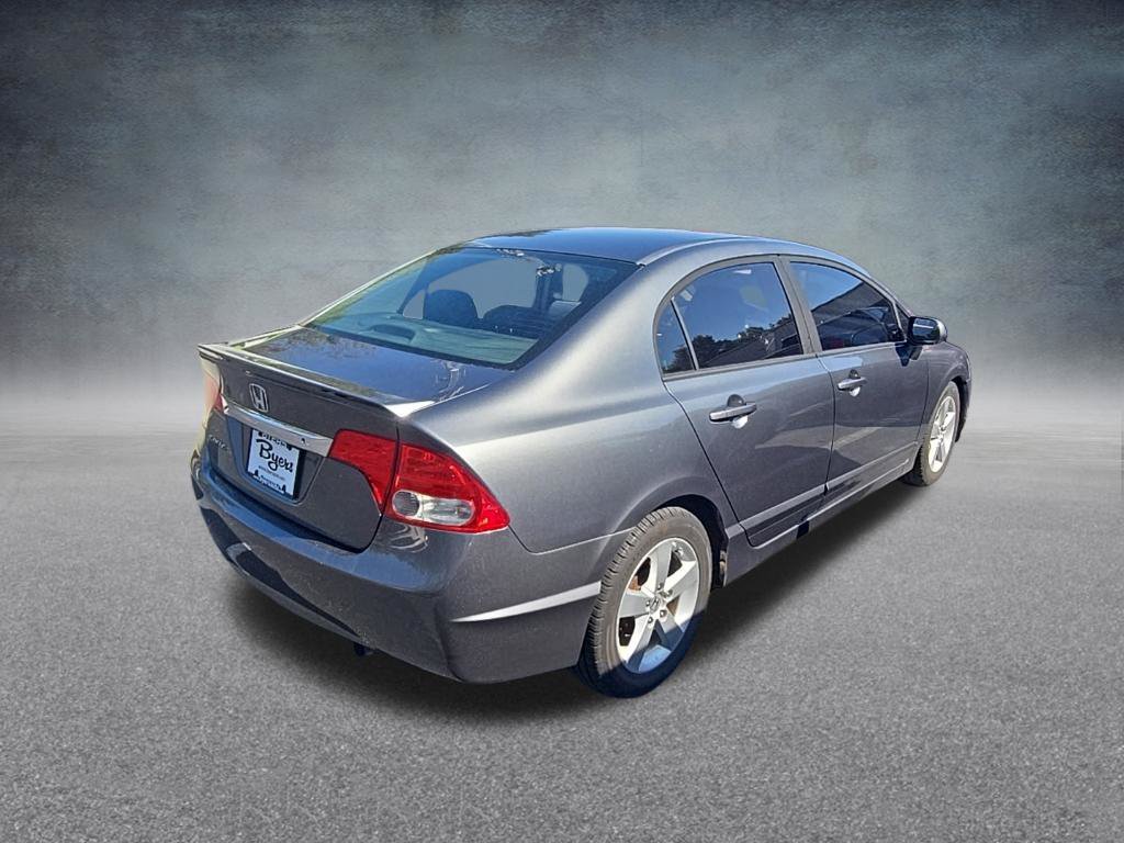 Used 2011  Honda LX-S image 6