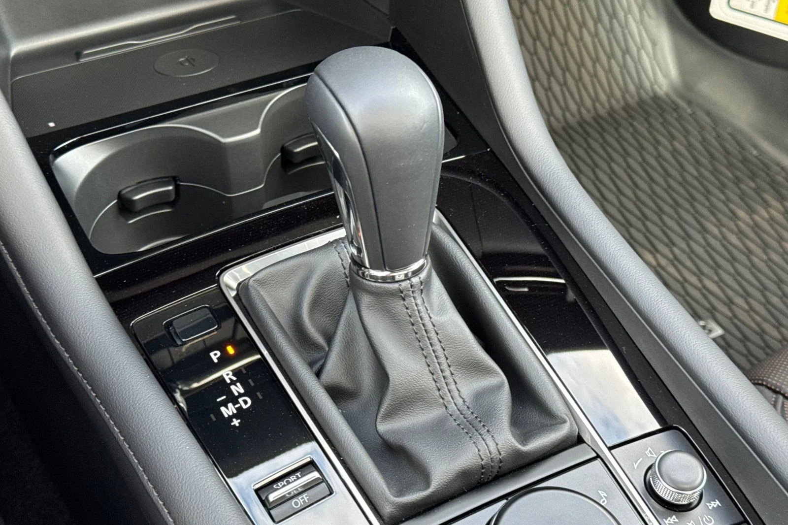 2026 Mazda Mazda3 Turbo Premium Plus - Photo 17