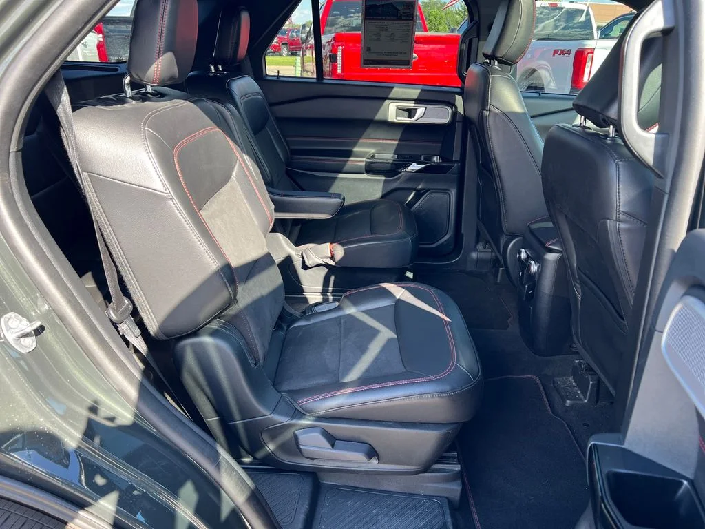2023 Ford Explorer ST-LINE - Photo 38