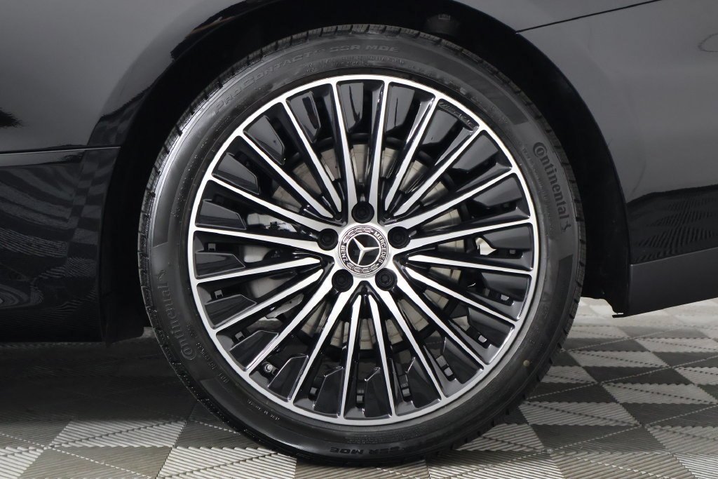 New 2027 Black Mercedes-Benz CLE 450 image 10