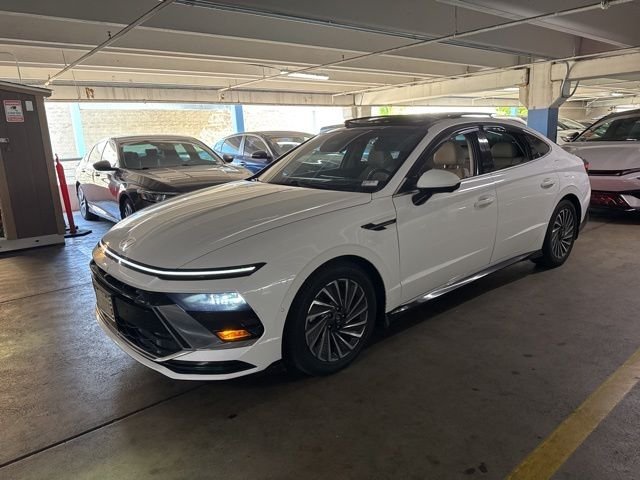 2024 Hyundai Sonata Limited's photo