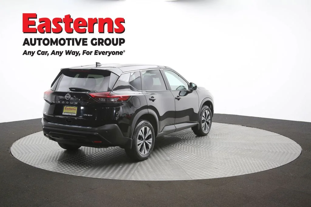 Used 2023 Black Nissan SV image 38