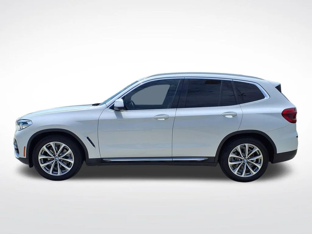 Used 2019 White BMW sDrive30i image 5