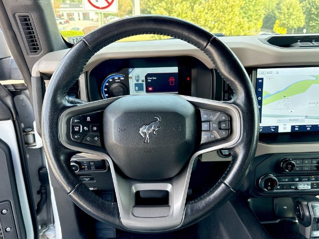 Used 2022 White Ford Wildtrak image 14