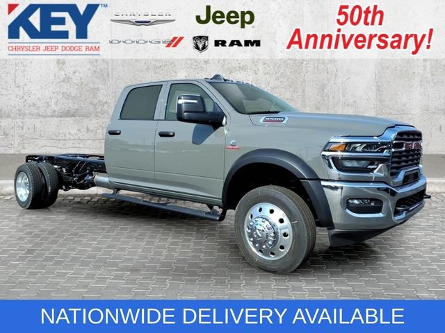 2026 RAM 5500 Big Horn 4X4 Crew Cab DRW 197" WB's photo