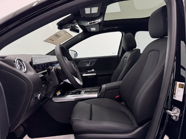 New 2026 Night Black Mercedes-Benz GLA 250 image 59