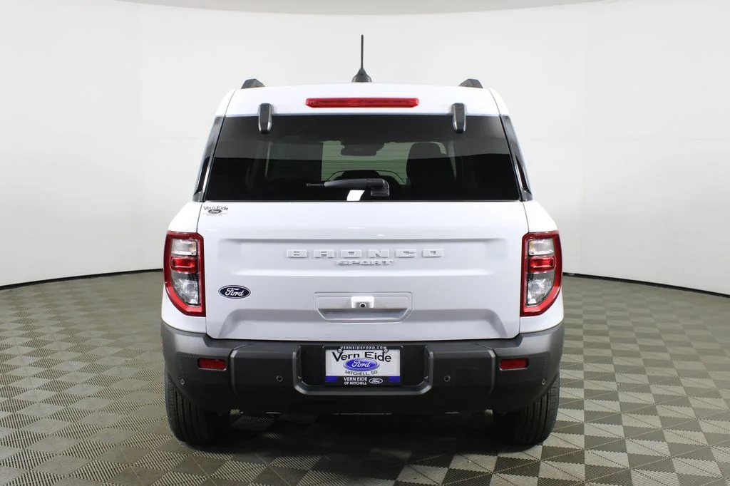 New 2026 White Ford Big Bend image 6